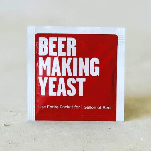 Packet of Beer Making Yeast. Use entire packet for 1 gallon batch.