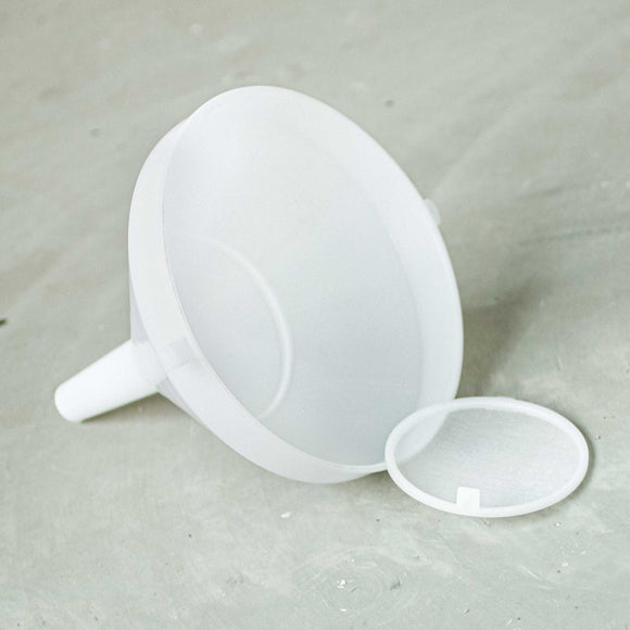 Funnel with Screen